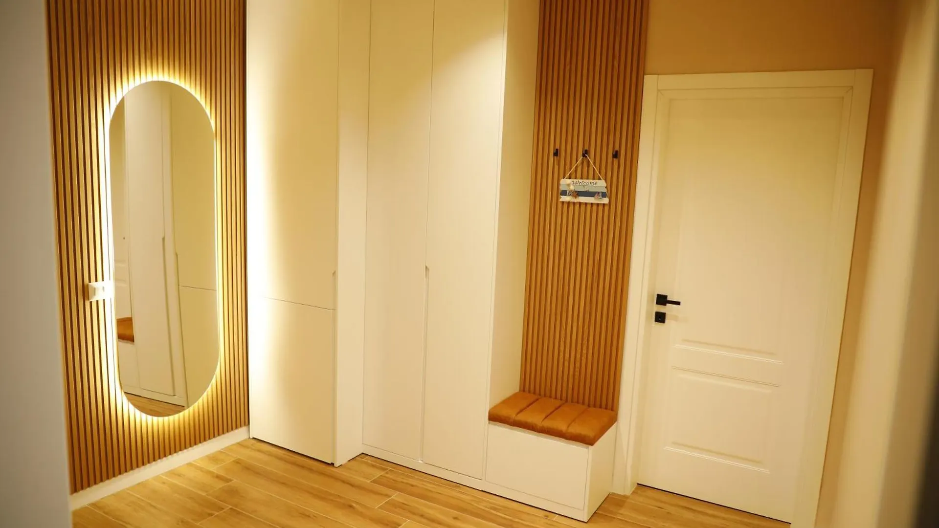 Lux Retreat Apartment Durres