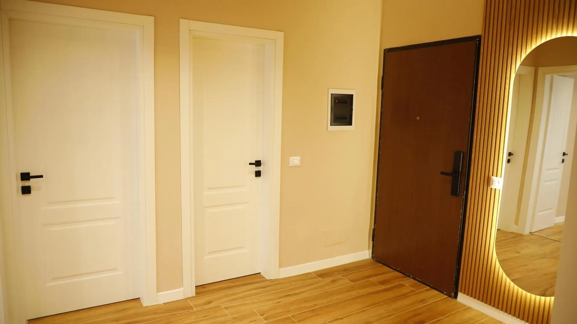 Lux Retreat Apartment Durres