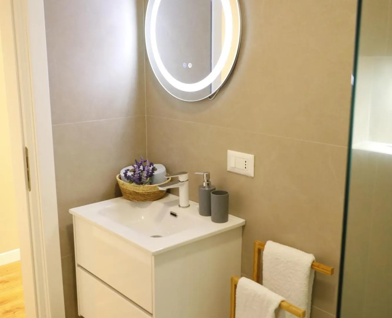 Lux Retreat Apartment Durres