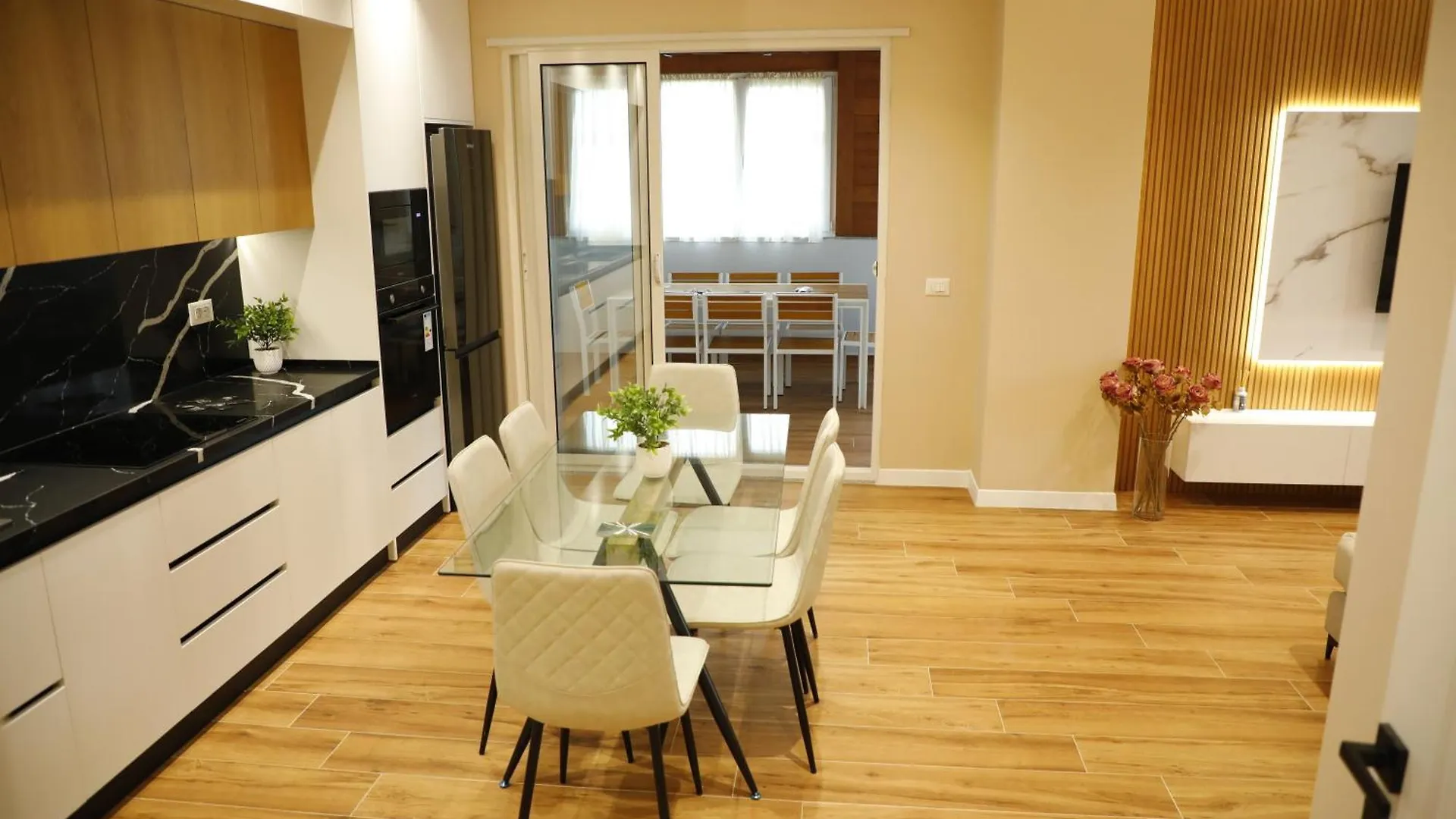 Lux Retreat Apartment Durres